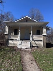 516 Wildwood Avenue, Akron, OH 44320