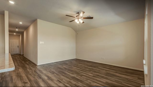 5437 Wrangler Way, Marion, TX 78124