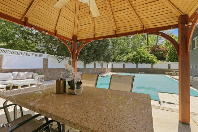 3704 Swann Street, Raleigh, NC 27612