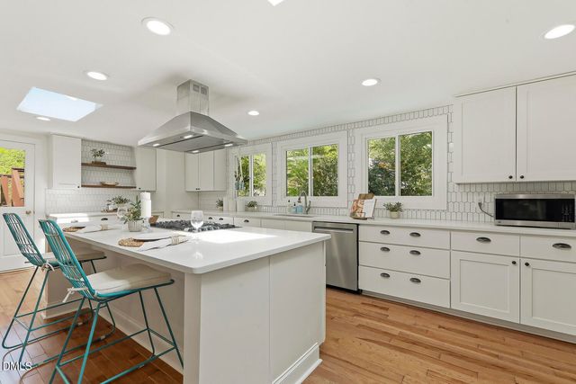 3704 Swann Street, Raleigh, NC 27612