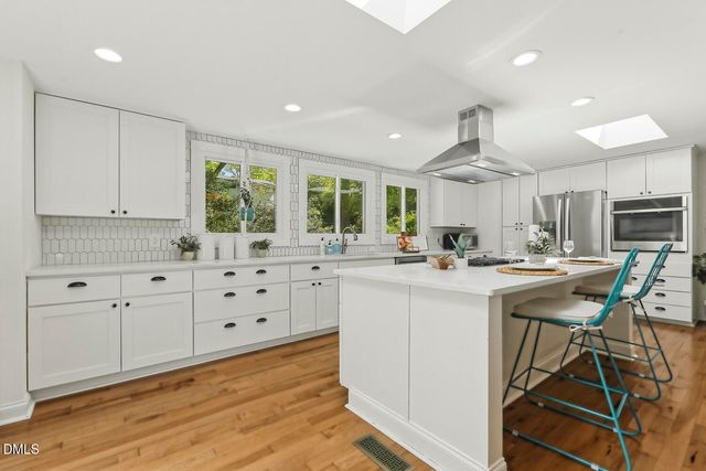 3704 Swann Street, Raleigh, NC 27612