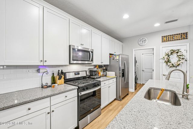 848 SYCAMORE Way, Orange Park, FL 32073
