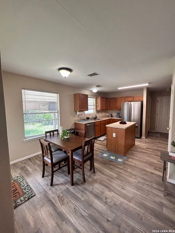 10226 Lion Hunt, San Antonio, TX 78251