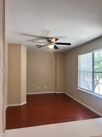 10226 Lion Hunt, San Antonio, TX 78251