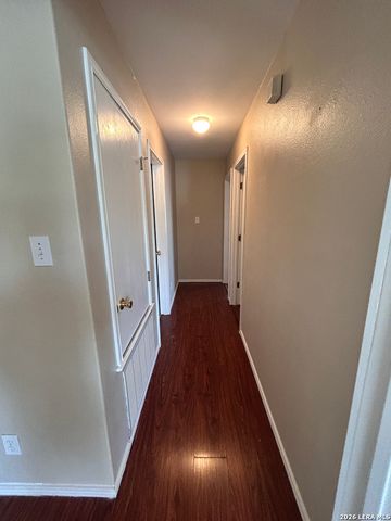 10226 Lion Hunt, San Antonio, TX 78251