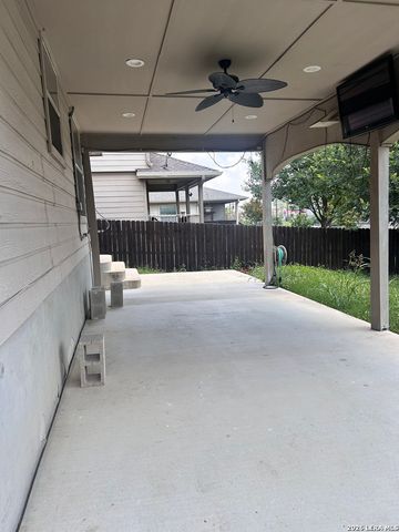 10226 Lion Hunt, San Antonio, TX 78251