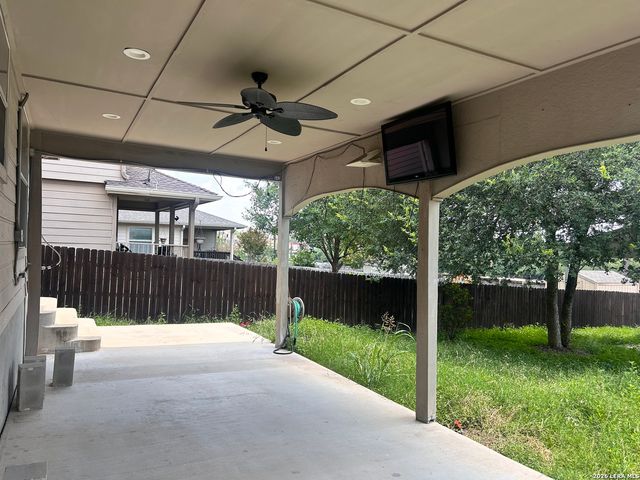 10226 Lion Hunt, San Antonio, TX 78251