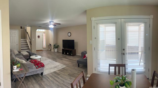 10226 Lion Hunt, San Antonio, TX 78251