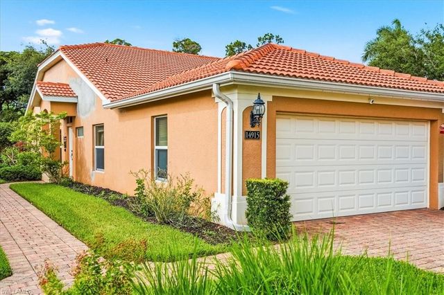 14915 Volterra CT, Naples, FL 34120