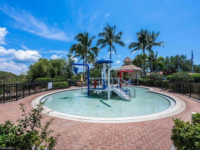 14915 Volterra CT, Naples, FL 34120