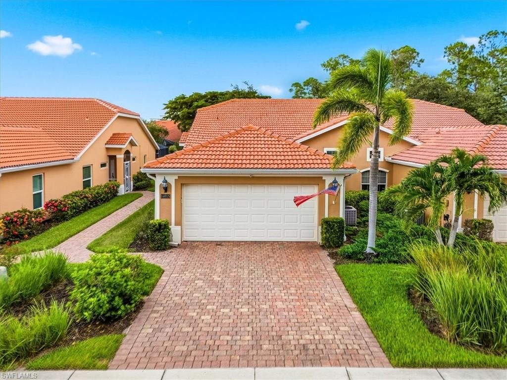 14915 Volterra CT, Naples, FL 34120