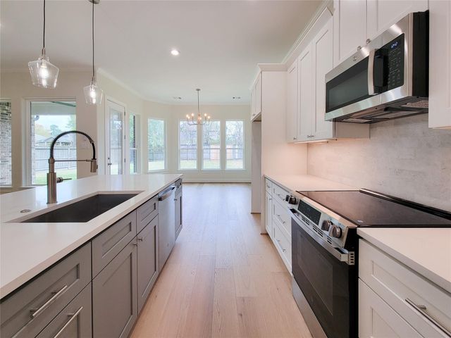 10308 Lakewood Drive, Conroe, TX 77385