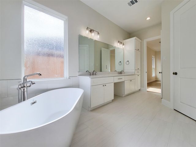 10308 Lakewood Drive, Conroe, TX 77385