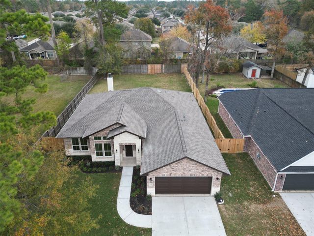10308 Lakewood Drive, Conroe, TX 77385