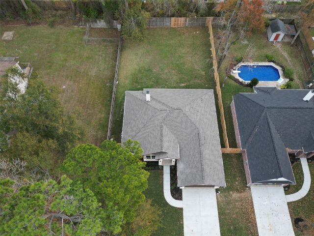 10308 Lakewood Drive, Conroe, TX 77385