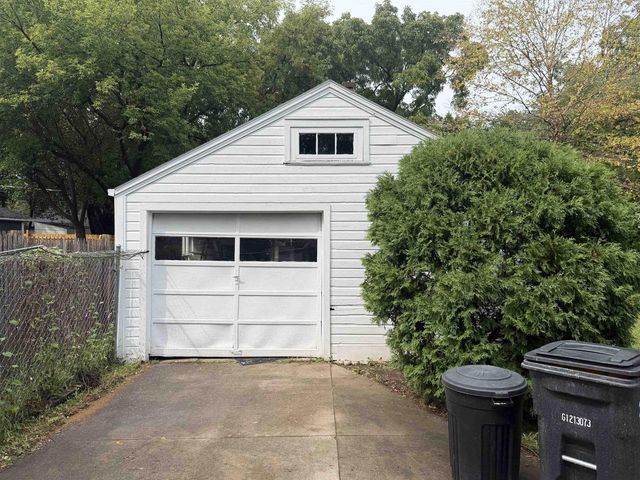 1843 HUBBARD STREET, Oshkosh, WI 54902