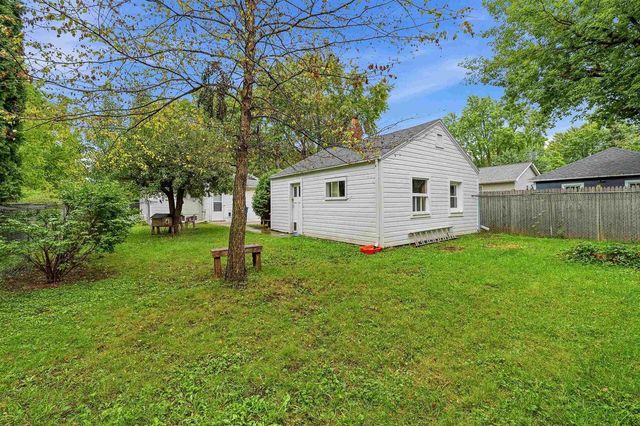 1843 HUBBARD STREET, Oshkosh, WI 54902