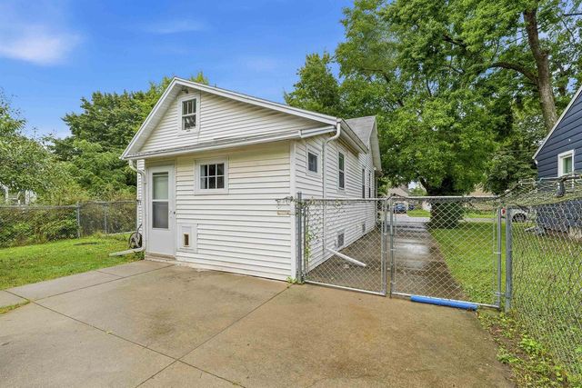 1843 HUBBARD STREET, Oshkosh, WI 54902