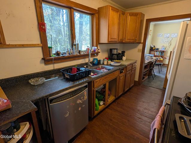 7 Prosser Circle, Warrensburg, NY 12885