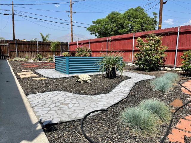 26345 Cypress, Highland, CA 92346