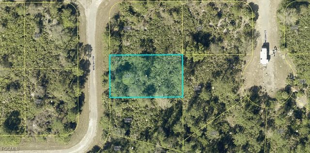 365 Walsh CIR, Lehigh Acres, FL 33972