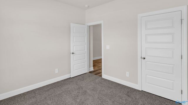 205 Crane Hollow Lane, Huntsville, AL 35811