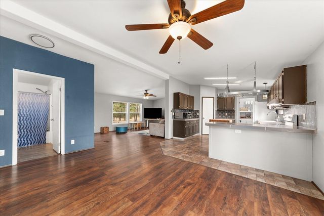 22915 S Cross Rd, Cheney, WA 99004