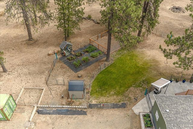 22915 S Cross Rd, Cheney, WA 99004