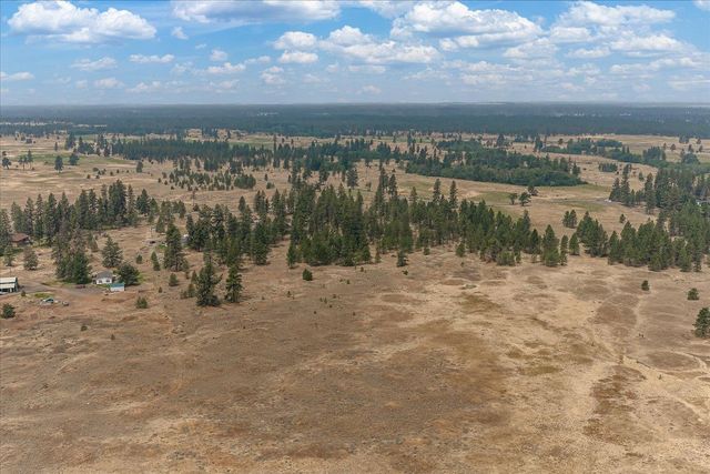 22915 S Cross Rd, Cheney, WA 99004