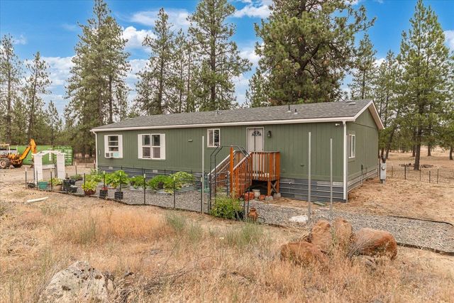 22915 S Cross Rd, Cheney, WA 99004