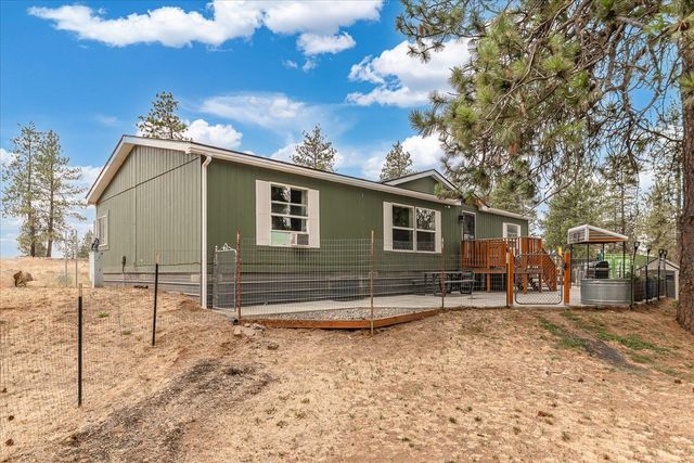 22915 S Cross Rd, Cheney, WA 99004