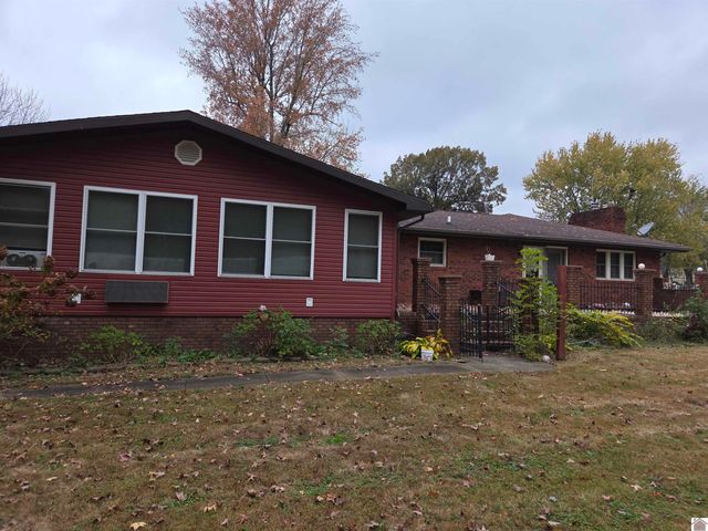 4444 Schneidman Road, Paducah, KY 42003