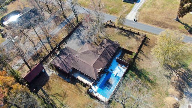 4444 Schneidman Road, Paducah, KY 42003