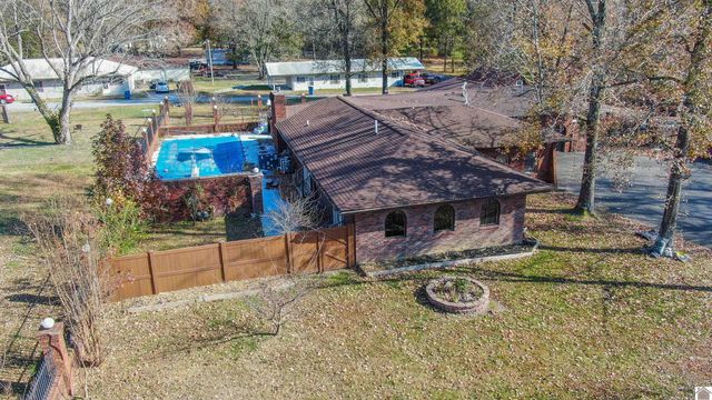 4444 Schneidman Road, Paducah, KY 42003