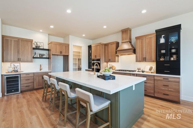 7168 E Chicken Hawk Loop, Nampa, ID 83686