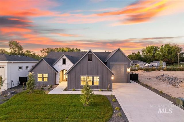 7168 E Chicken Hawk Loop, Nampa, ID 83686