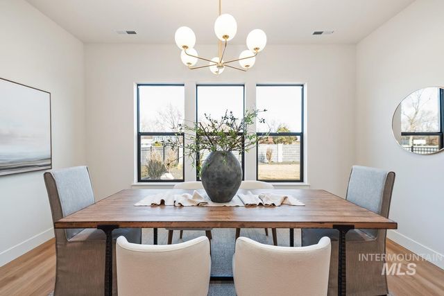 7168 E Chicken Hawk Loop, Nampa, ID 83686