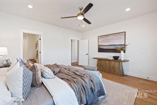 7168 E Chicken Hawk Loop, Nampa, ID 83686