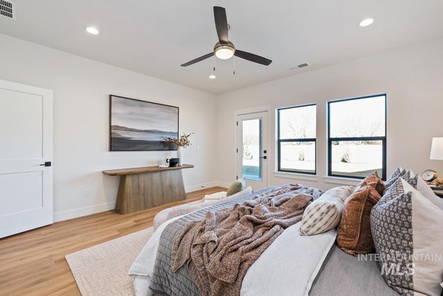 7168 E Chicken Hawk Loop, Nampa, ID 83686