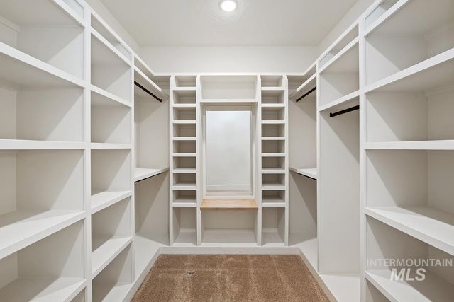 7168 E Chicken Hawk Loop, Nampa, ID 83686