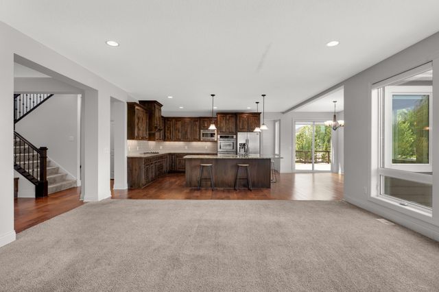 18072 72nd Avenue N, Maple Grove, MN 55311