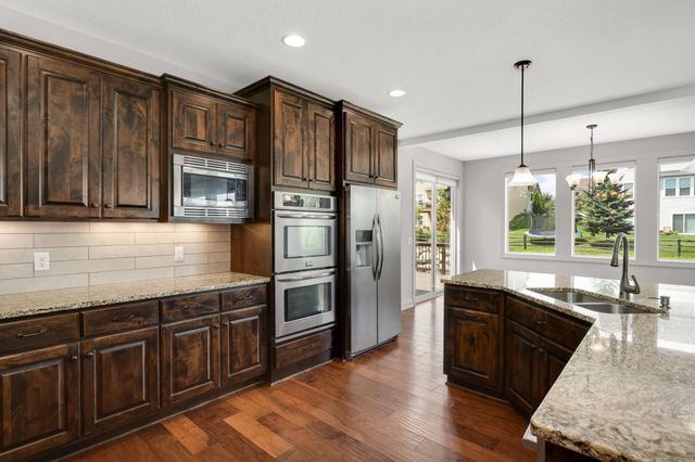 18072 72nd Avenue N, Maple Grove, MN 55311