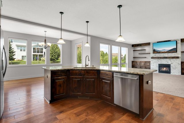 18072 72nd Avenue N, Maple Grove, MN 55311