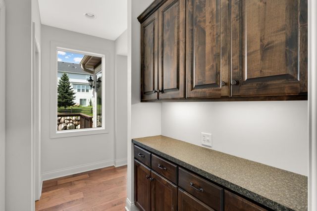 18072 72nd Avenue N, Maple Grove, MN 55311