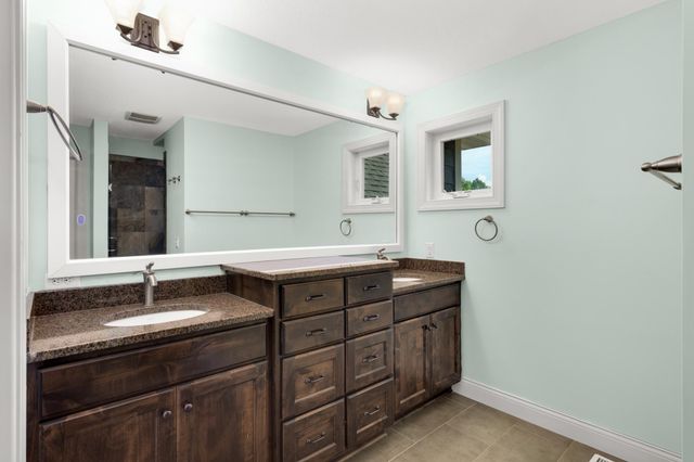 18072 72nd Avenue N, Maple Grove, MN 55311