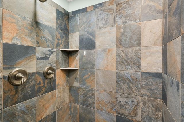 18072 72nd Avenue N, Maple Grove, MN 55311