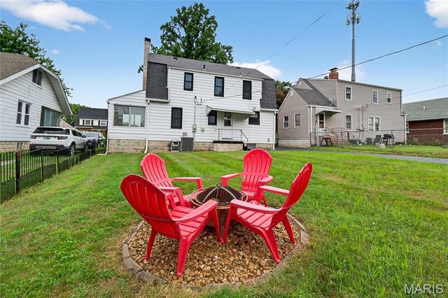 14 S 88th Street, Belleville, IL 62223