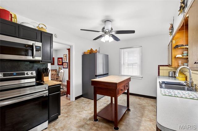 14 S 88th Street, Belleville, IL 62223