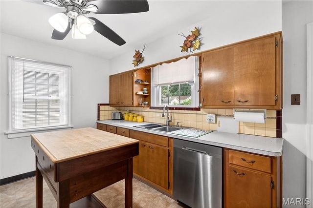 14 S 88th Street, Belleville, IL 62223