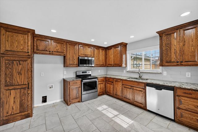 9017 Millwood Drive, Rowlett, TX 75088